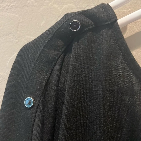 WHBM Black 3/4 Sleeve Embellished Soft Stretch Knit Reversible Pullover Top - M - Picture 12 of 12